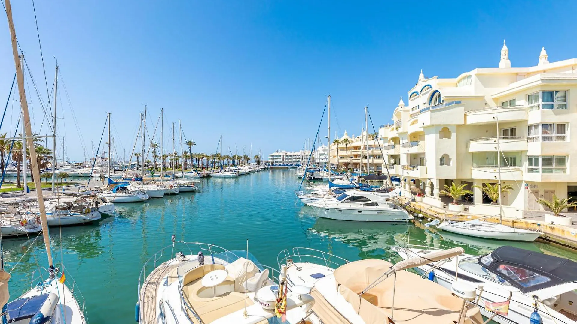Holiday Rental Apartment Puerto Marina Benalmadena Sea View - 1 Minuto De La Playa Vista Al Mar Spain