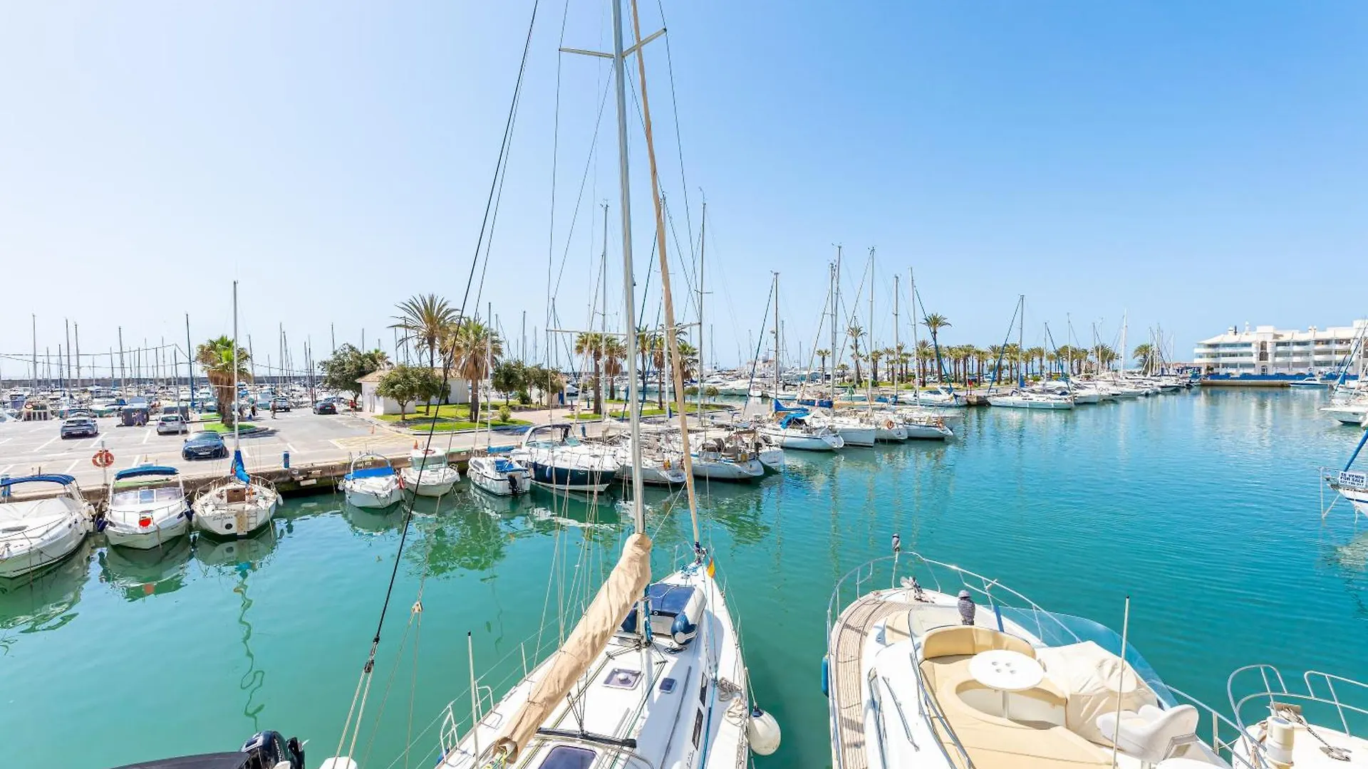 Holiday Rental Apartment Puerto Marina Benalmadena Sea View - 1 Minuto De La Playa Vista Al Mar